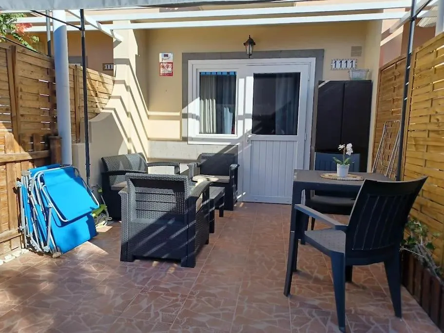 1111 Green Oasis Club location