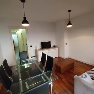 acogedor-apartamento-en-el-centro-de-tarragona-con-parking.top-hotels-tarragona.com/